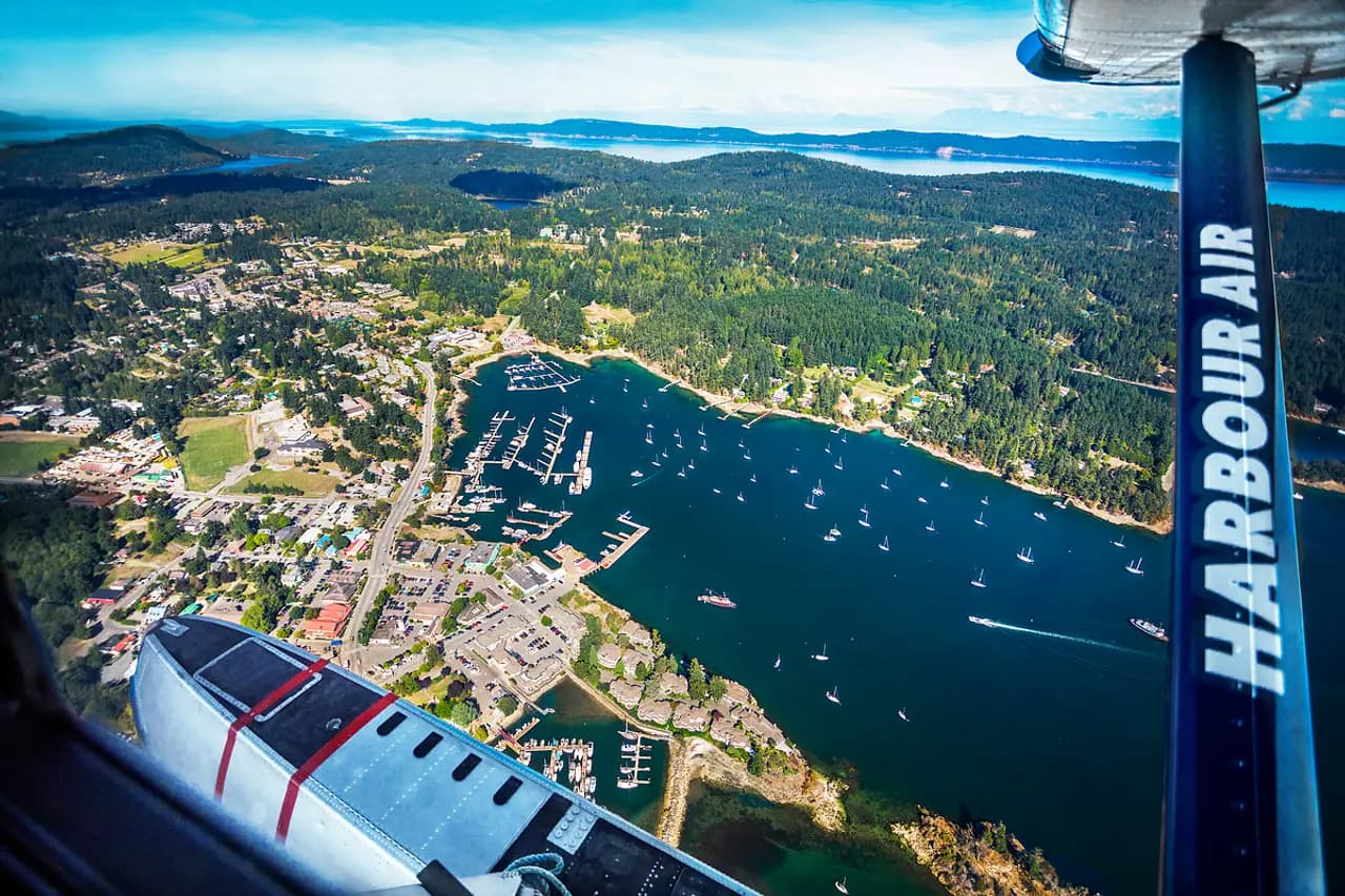 GETTING TO THE SOUTHERN GULF ISLANDS